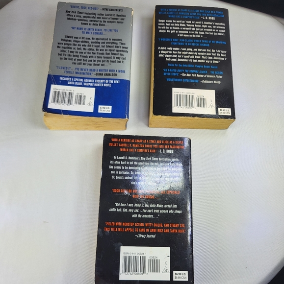 Anita Blake Vampire Hunter by Laurell K Hamilton Books #7, #8 & #9 of Series - Picture 2 of 16